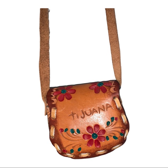 Small handmade leather purse - Picture 2 of 7